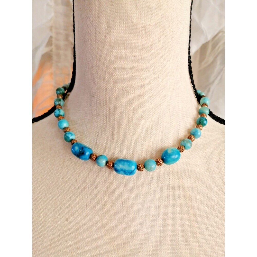 Vintage Blue Green Stone Cabochon Graduated beaded Necklace Boho Southwest